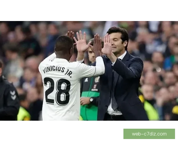 皇马修复维尼修斯伯纳乌关系