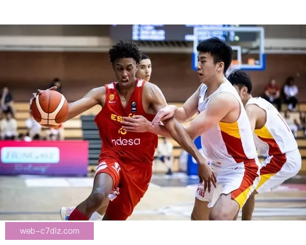 中国男篮对阵西班牙两战遭全败